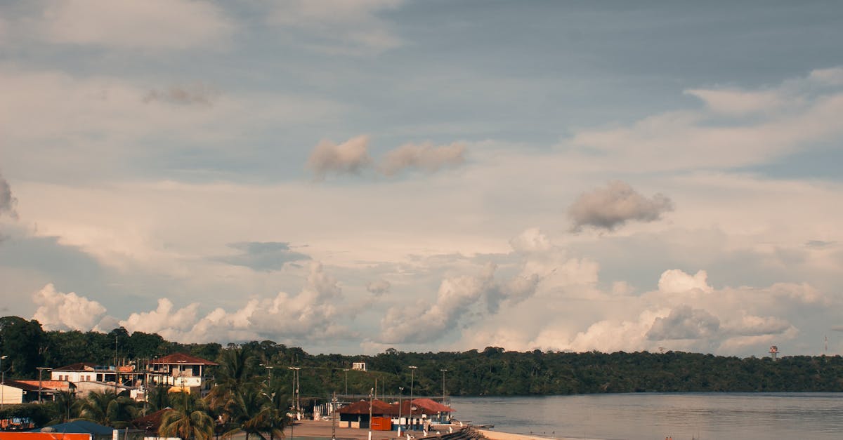 How many watts do I need for my boat speakers?